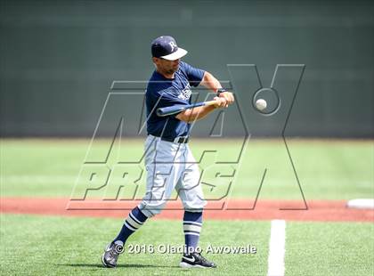 Thumbnail 1 in Dallas Jesuit vs. Highland Park (UIL Class 6A Region II Quarterfinal) photogallery.