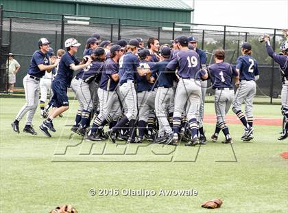 Thumbnail 1 in Dallas Jesuit vs. Highland Park (UIL Class 6A Region II Quarterfinal) photogallery.