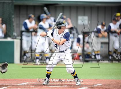Thumbnail 2 in Dallas Jesuit vs. Highland Park (UIL Class 6A Region II Quarterfinal) photogallery.