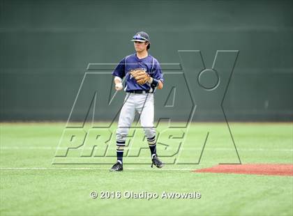 Thumbnail 2 in Dallas Jesuit vs. Highland Park (UIL Class 6A Region II Quarterfinal) photogallery.