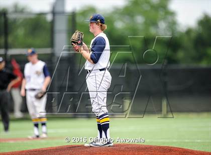 Thumbnail 1 in Dallas Jesuit vs. Highland Park (UIL Class 6A Region II Quarterfinal) photogallery.
