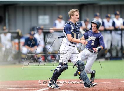 Thumbnail 2 in Dallas Jesuit vs. Highland Park (UIL Class 6A Region II Quarterfinal) photogallery.