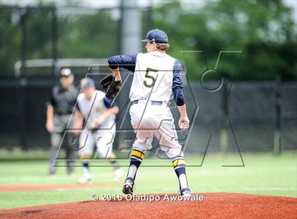 Thumbnail 2 in Dallas Jesuit vs. Highland Park (UIL Class 6A Region II Quarterfinal) photogallery.