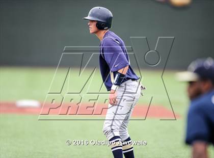 Thumbnail 3 in Dallas Jesuit vs. Highland Park (UIL Class 6A Region II Quarterfinal) photogallery.