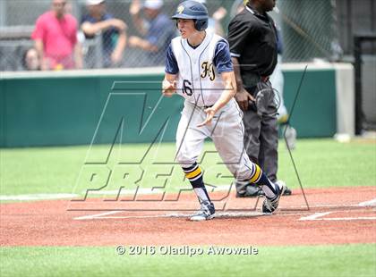 Thumbnail 1 in Dallas Jesuit vs. Highland Park (UIL Class 6A Region II Quarterfinal) photogallery.