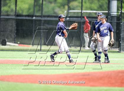 Thumbnail 3 in Dallas Jesuit vs. Highland Park (UIL Class 6A Region II Quarterfinal) photogallery.