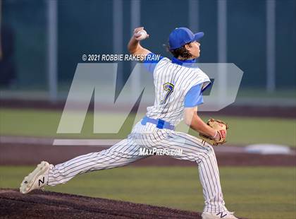 Thumbnail 3 in Sunnyvale vs. Bullard (UIL 4A Area) photogallery.
