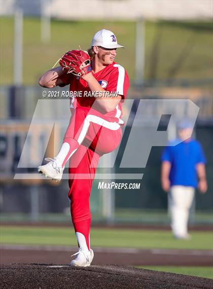 Thumbnail 3 in Sunnyvale vs. Bullard (UIL 4A Area) photogallery.