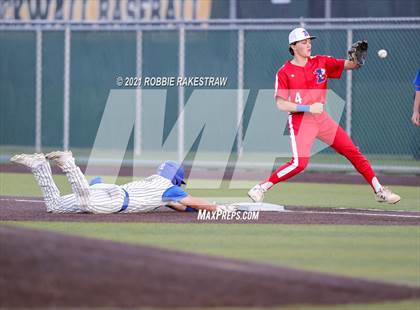 Thumbnail 2 in Sunnyvale vs. Bullard (UIL 4A Area) photogallery.