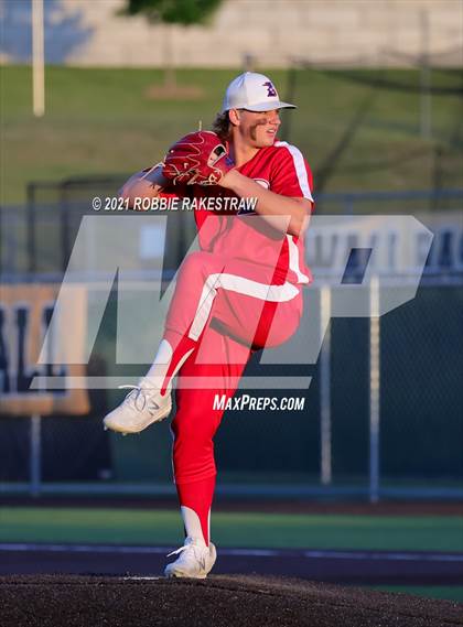 Thumbnail 2 in Sunnyvale vs. Bullard (UIL 4A Area) photogallery.