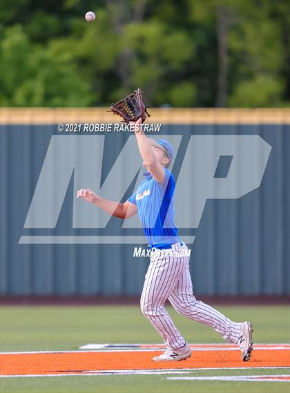 Thumbnail 1 in Sunnyvale vs. Bullard (UIL 4A Area) photogallery.