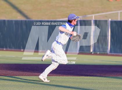 Thumbnail 1 in Sunnyvale vs. Bullard (UIL 4A Area) photogallery.