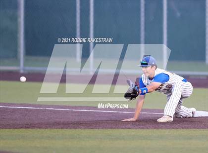 Thumbnail 2 in Sunnyvale vs. Bullard (UIL 4A Area) photogallery.