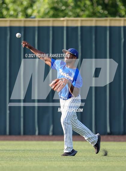 Thumbnail 1 in Sunnyvale vs. Bullard (UIL 4A Area) photogallery.