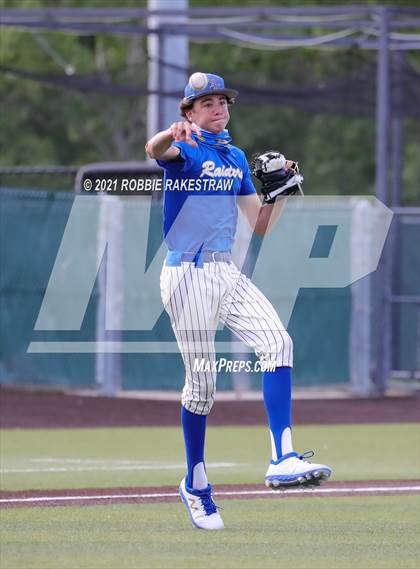 Thumbnail 3 in Sunnyvale vs. Bullard (UIL 4A Area) photogallery.