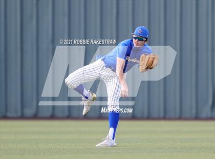 Thumbnail 3 in Sunnyvale vs. Bullard (UIL 4A Area) photogallery.