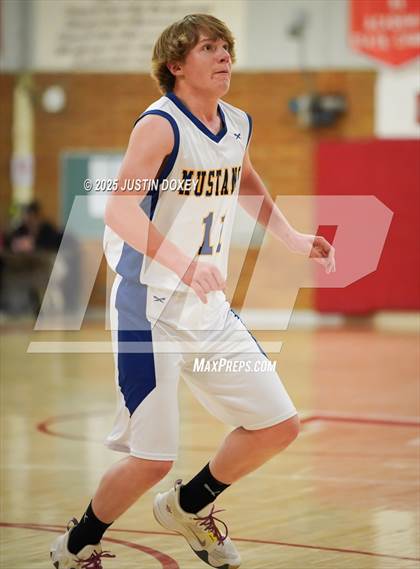 Thumbnail 2 in Tonopah vs. Lund photogallery.