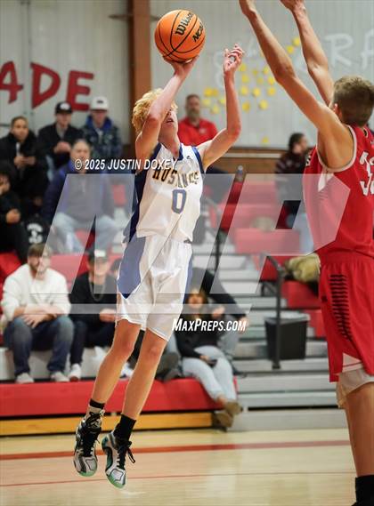 Thumbnail 1 in Tonopah vs. Lund photogallery.