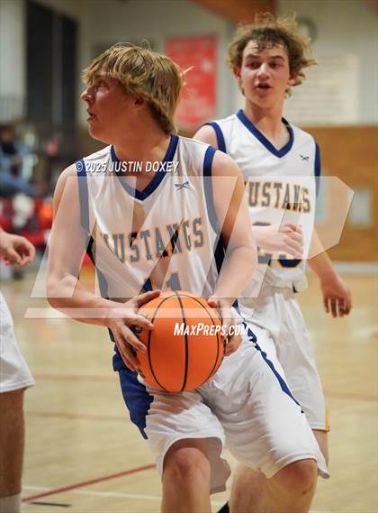 Thumbnail 3 in Tonopah vs. Lund photogallery.