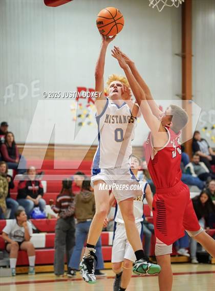 Thumbnail 3 in Tonopah vs. Lund photogallery.