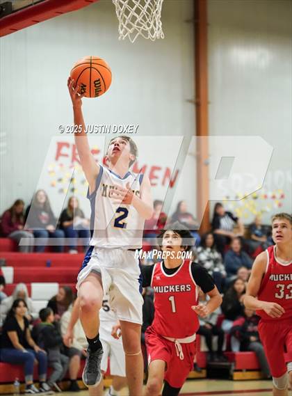 Thumbnail 1 in Tonopah vs. Lund photogallery.