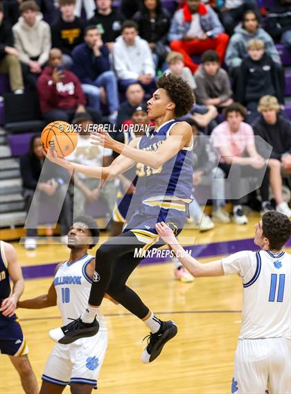 Thumbnail 3 in Millbrook vs Highland (John Wall Holiday Invitational) photogallery.