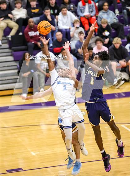 Thumbnail 1 in Millbrook vs Highland (John Wall Holiday Invitational) photogallery.