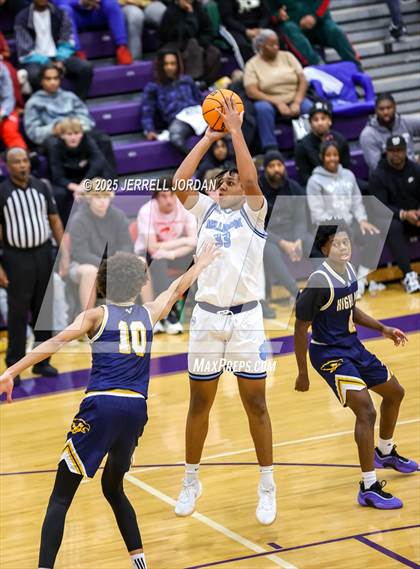 Thumbnail 1 in Millbrook vs Highland (John Wall Holiday Invitational) photogallery.