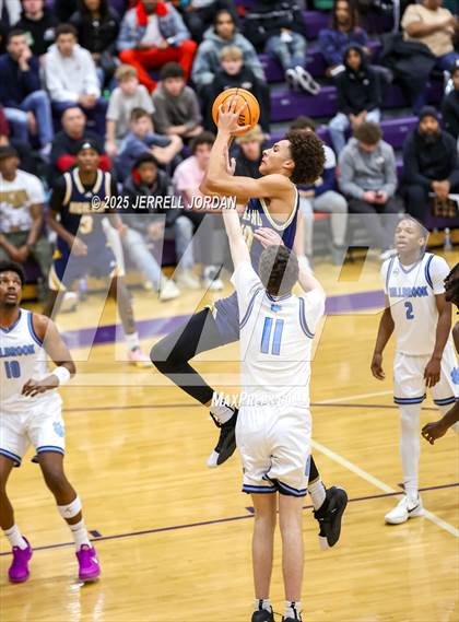 Thumbnail 3 in Millbrook vs Highland (John Wall Holiday Invitational) photogallery.