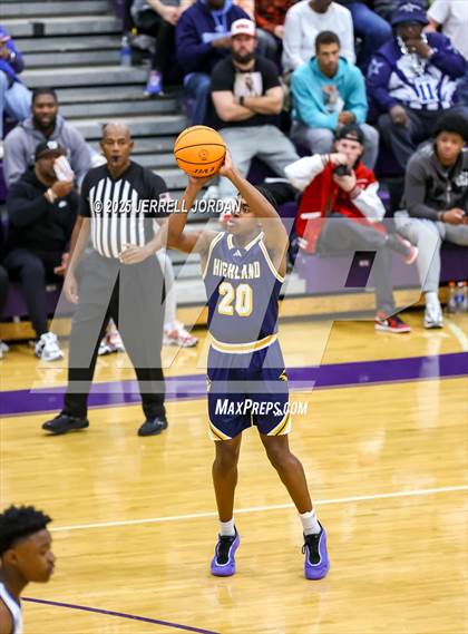 Thumbnail 3 in Millbrook vs Highland (John Wall Holiday Invitational) photogallery.