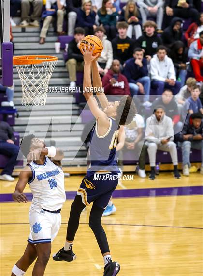 Thumbnail 1 in Millbrook vs Highland (John Wall Holiday Invitational) photogallery.