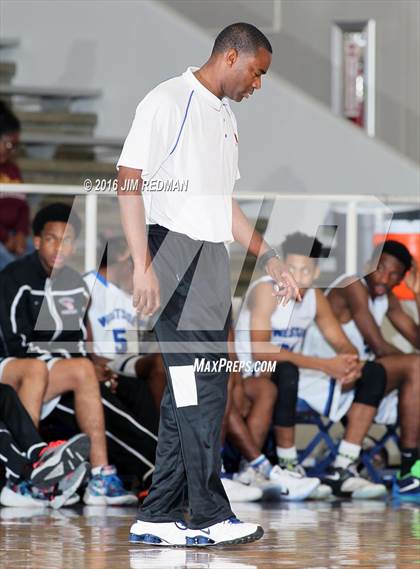 Thumbnail 2 in Westside vs. Plano East (McDonald's Texas Invitational) photogallery.
