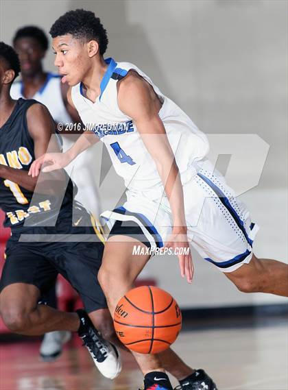 Thumbnail 1 in Westside vs. Plano East (McDonald's Texas Invitational) photogallery.