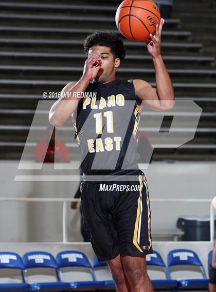 Thumbnail 1 in Westside vs. Plano East (McDonald's Texas Invitational) photogallery.