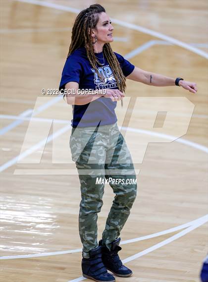 Thumbnail 1 in Pope vs. Johns Creek (GHSA 6A Semifinal) photogallery.