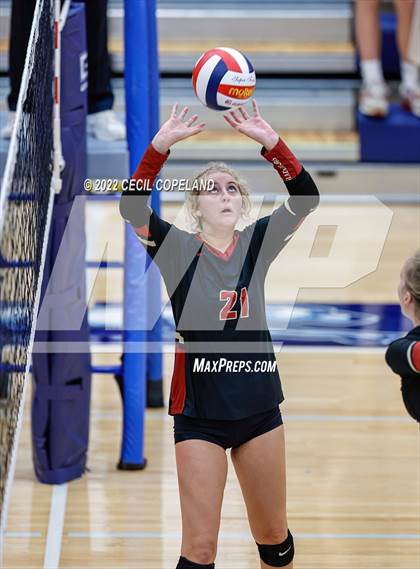 Thumbnail 1 in Pope vs. Johns Creek (GHSA 6A Semifinal) photogallery.