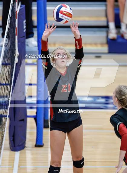 Thumbnail 2 in Pope vs. Johns Creek (GHSA 6A Semifinal) photogallery.