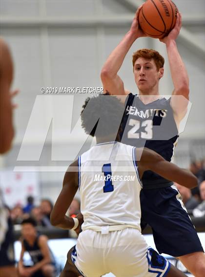 Thumbnail 2 in Wildwood Catholic vs St. Augustine Prep (Cape-Atlantic League Championship) photogallery.