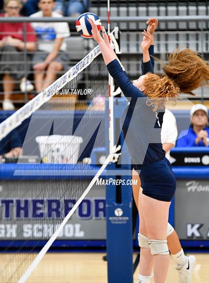 Thumbnail 1 in Bell @ Weatherford photogallery.