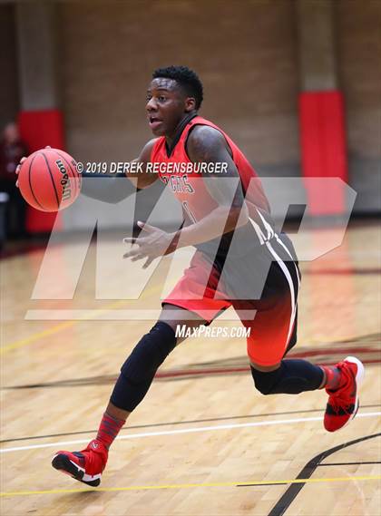 Thumbnail 1 in DSST: Stapleton vs The Vanguard School (CHSAA 3A Semifinal) photogallery.