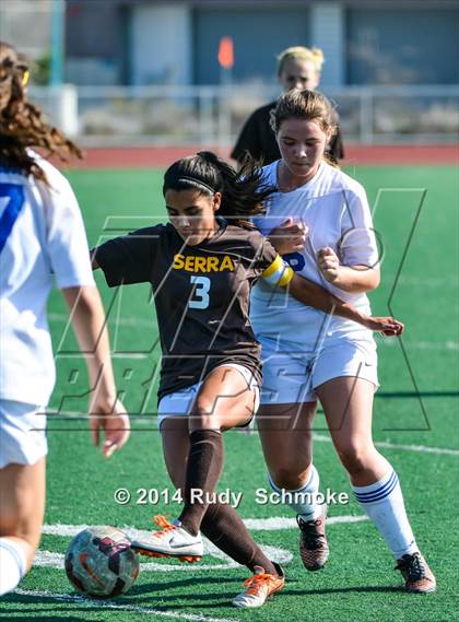 Thumbnail 3 in Barons Tournament Serra vs. Grossmont photogallery.