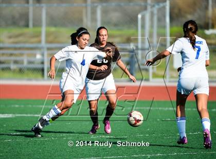 Thumbnail 3 in Barons Tournament Serra vs. Grossmont photogallery.