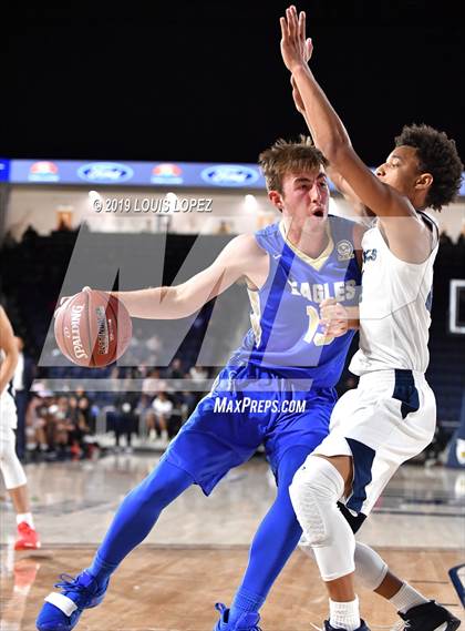 Thumbnail 2 in Chino Hills vs. Santa Margarita (CIF SS DIV 1 Final) photogallery.