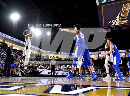 Thumbnail 2 in Chino Hills vs. Santa Margarita (CIF SS DIV 1 Final) photogallery.