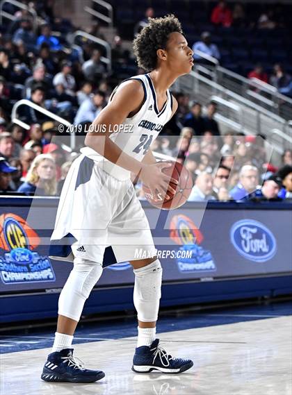 Thumbnail 2 in Chino Hills vs. Santa Margarita (CIF SS DIV 1 Final) photogallery.