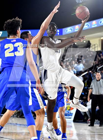 Thumbnail 2 in Chino Hills vs. Santa Margarita (CIF SS DIV 1 Final) photogallery.