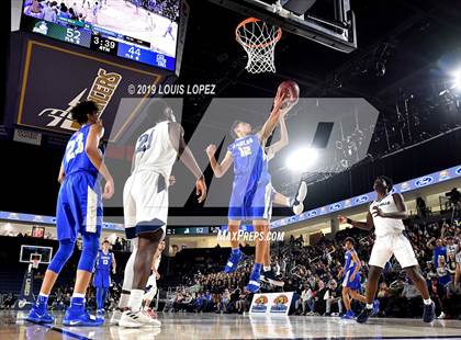 Thumbnail 3 in Chino Hills vs. Santa Margarita (CIF SS DIV 1 Final) photogallery.