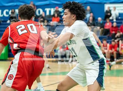 Thumbnail 3 in Overland vs Regis Jesuit photogallery.