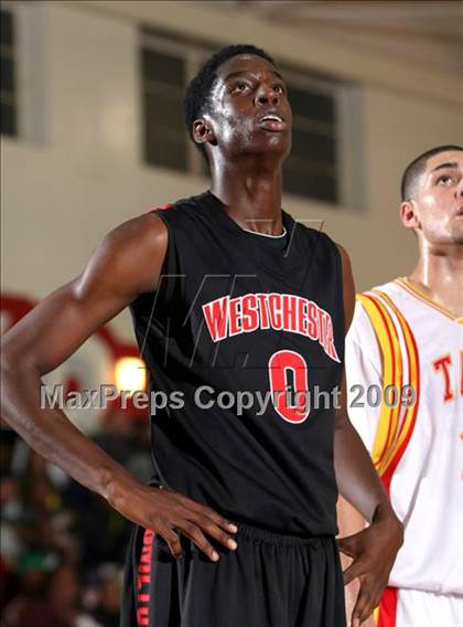Thumbnail 3 in Taft vs. Westchester (Tip-Off Classic) photogallery.