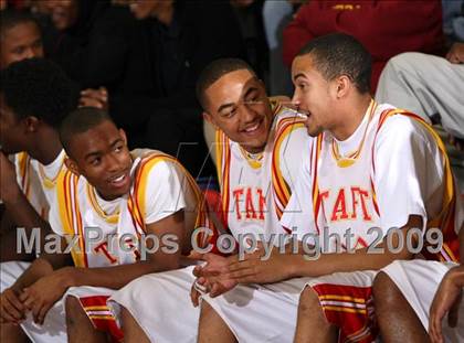 Thumbnail 3 in Taft vs. Westchester (Tip-Off Classic) photogallery.